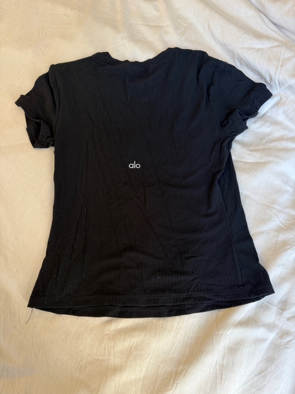 Like New, Size S, ALO Yoga Black Short Sleeve Ribbed Tee